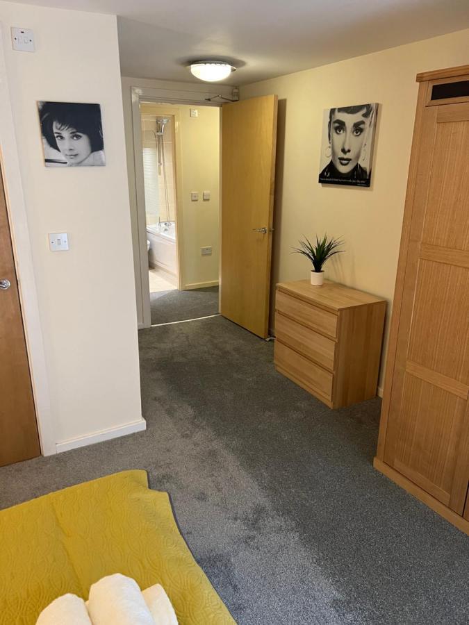 Quayside City Apartment, 2 Bed With Free Parking 泰恩河畔纽卡斯尔 外观 照片